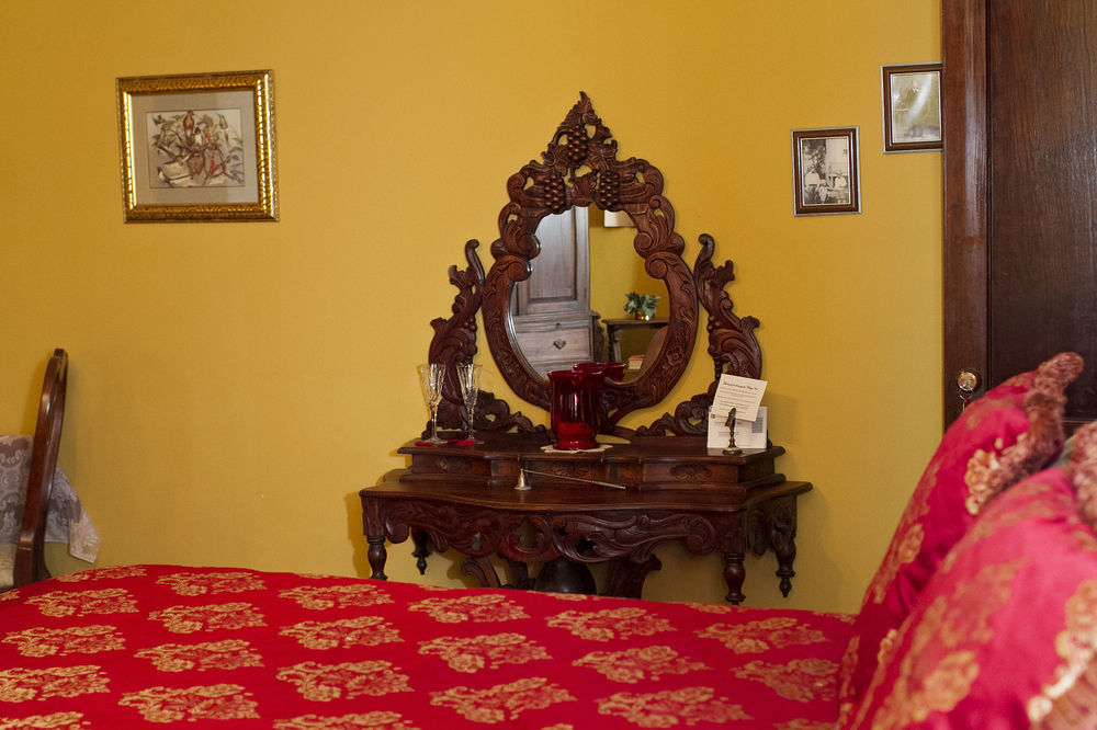 The Inn On Front Street สเตทส์วิลล์ ภายนอก รูปภาพ